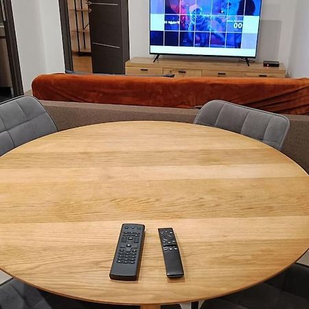 Appartement Confort Equipe Au Coeur De เบซิเยร์ ภายนอก รูปภาพ
