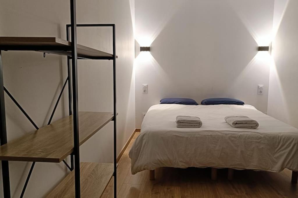 Appartement Confort Equipe Au Coeur De เบซิเยร์ ภายนอก รูปภาพ