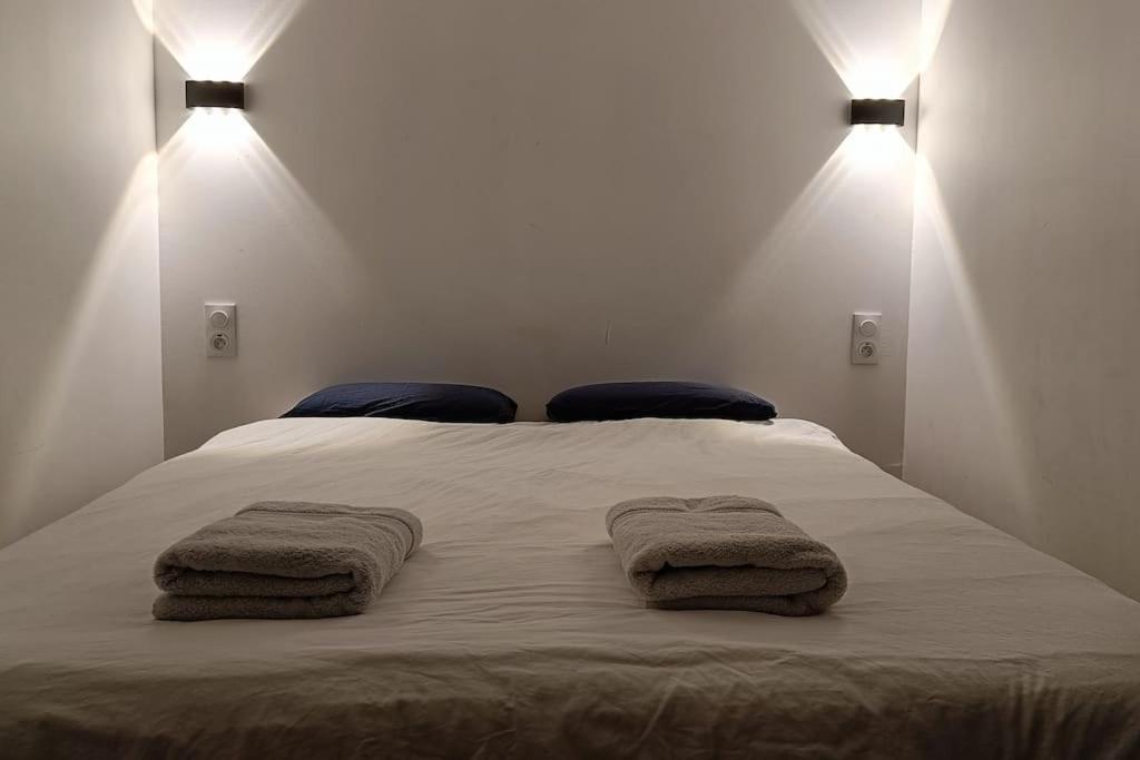 Appartement Confort Equipe Au Coeur De เบซิเยร์ ภายนอก รูปภาพ