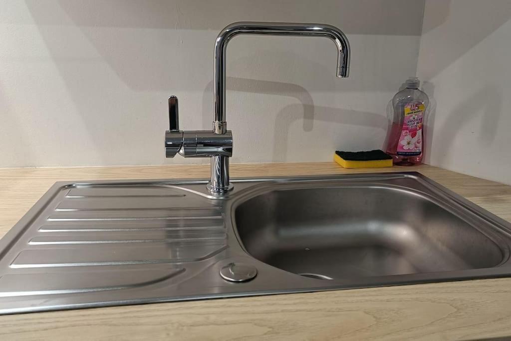Appartement Confort Equipe Au Coeur De เบซิเยร์ ภายนอก รูปภาพ