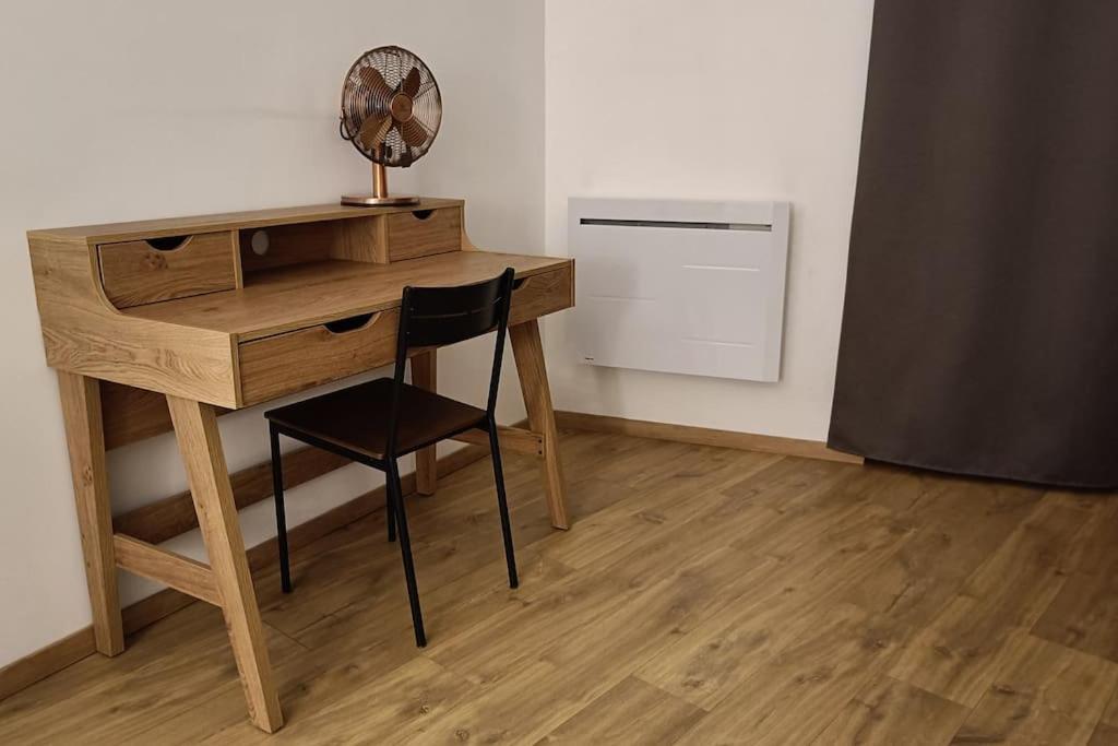 Appartement Confort Equipe Au Coeur De เบซิเยร์ ภายนอก รูปภาพ