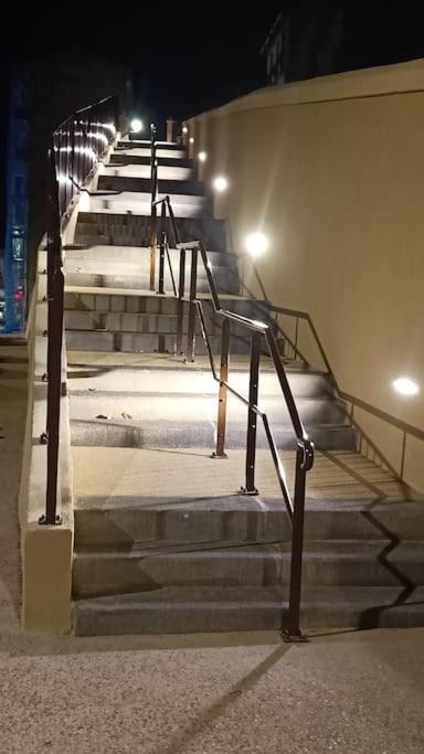 Appartement Confort Equipe Au Coeur De เบซิเยร์ ภายนอก รูปภาพ